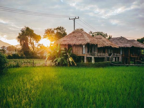 Khung cảnh thiên nhiên tươi mát tại Vang Vieng