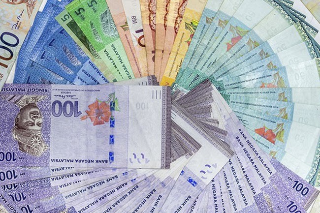 Mẹo đổi tiền khi du lịch nước ngoài bạn không nên bỏ qua