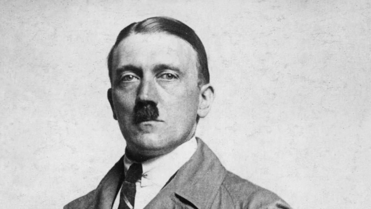 Con đường trở thành trùm phát xít của Hitler