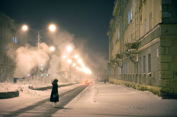 Cuộc sống khắc nghiệt ở Norilsk, nơi tách biệt với thế giới: Không chỉ có khí hậu lạnh giá mà còn là nơi ô nhiễm nhất hành tinh - Ảnh 3.