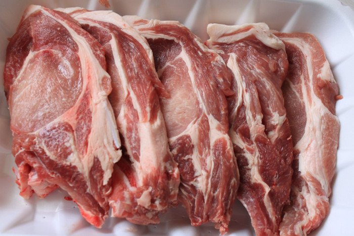 Hiện nay, trên thị trường bán rất nhiều thịt lợn có chứa chất kích thích, gây nguy hại cho sức khỏe con người.