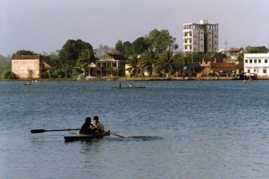Hồ Tây – Hà Nội 1990