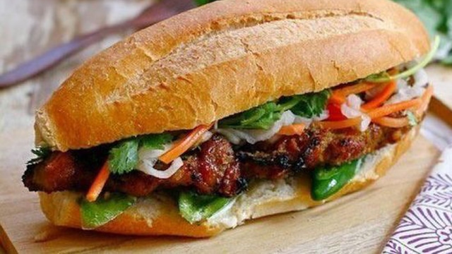 bánh mì không chỉ là đặc sản của Sài Gòn mà nó còn là biểu tượng của nền ẩm thực Việt Nam - VietFlavour