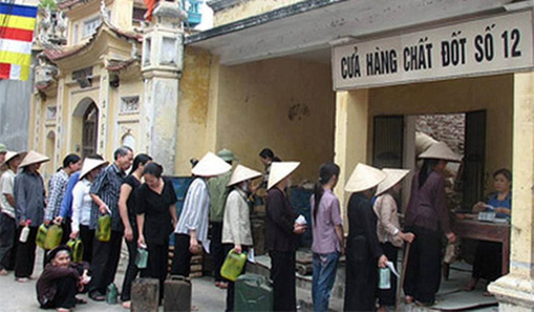 Hình ảnh hiếm về chợ Tết thời bao cấp ở miền Bắc Việt Nam - Giáo ...