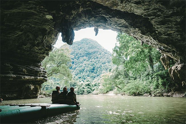 Hệ thống hang Tú Làn, Quảng Bình