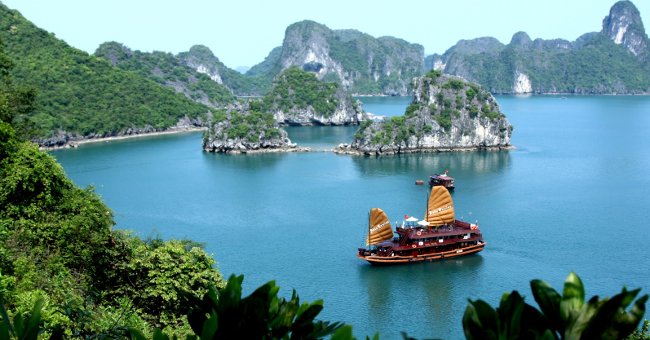 10 địa điểm du lịch không thể bỏ qua khi tới Việt Nam