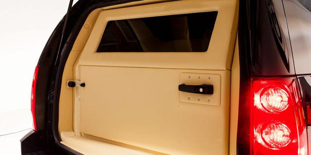 Cadillac Escalade ngoài bọc thép, trong dát vàng giá 500.000 USD cùng 5 bản độ chất ngất khác làm siêu lòng giới siêu giàu  - Ảnh 22.