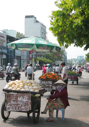 Những món ăn trên đường phố Sài Gòn