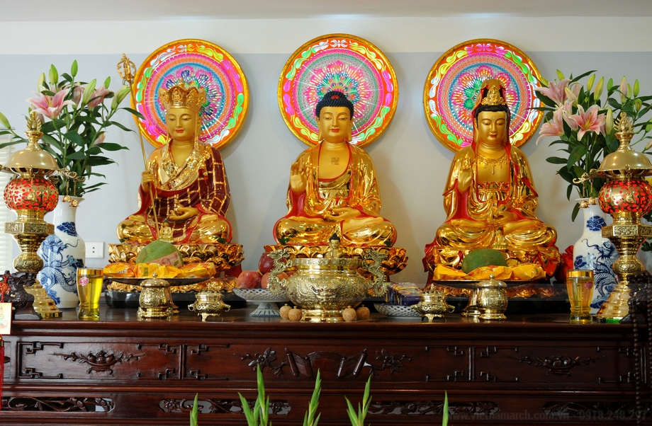 Cách lập bàn thờ Phật và gia tiên tại gia
