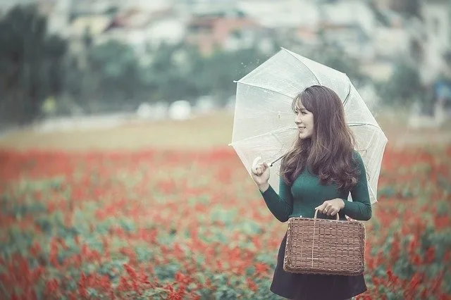 Hãy tự học cách yêu thương an ủi chính mình. (Ảnh: Pixabay)