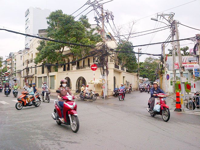 Bán biệt thự mặt tiền đường Trần Huy Liệu, Phường 15, Quận Phú Nhuận