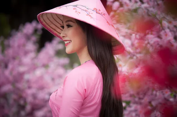 Cái nết đánh chết cái đẹp nghĩa là gì?