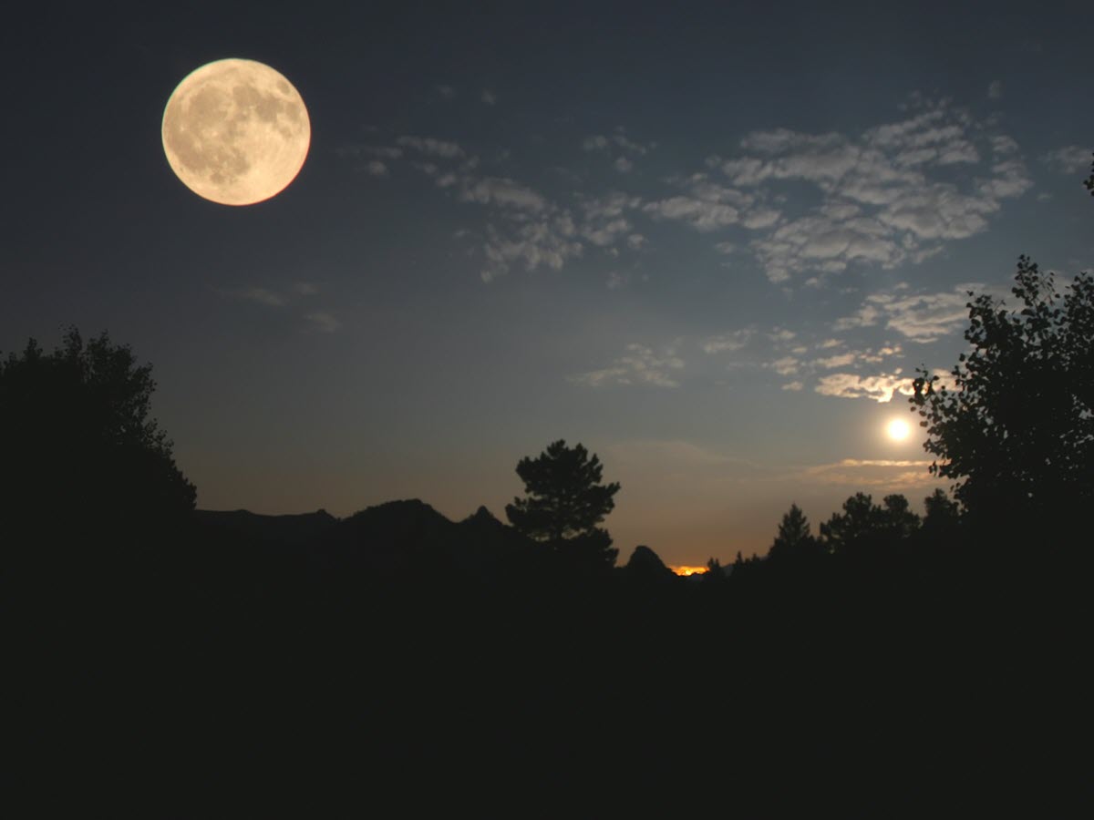 Tổng hợp hình ảnh mặt trăng đẹp nhất - Zicxa hình ảnh
