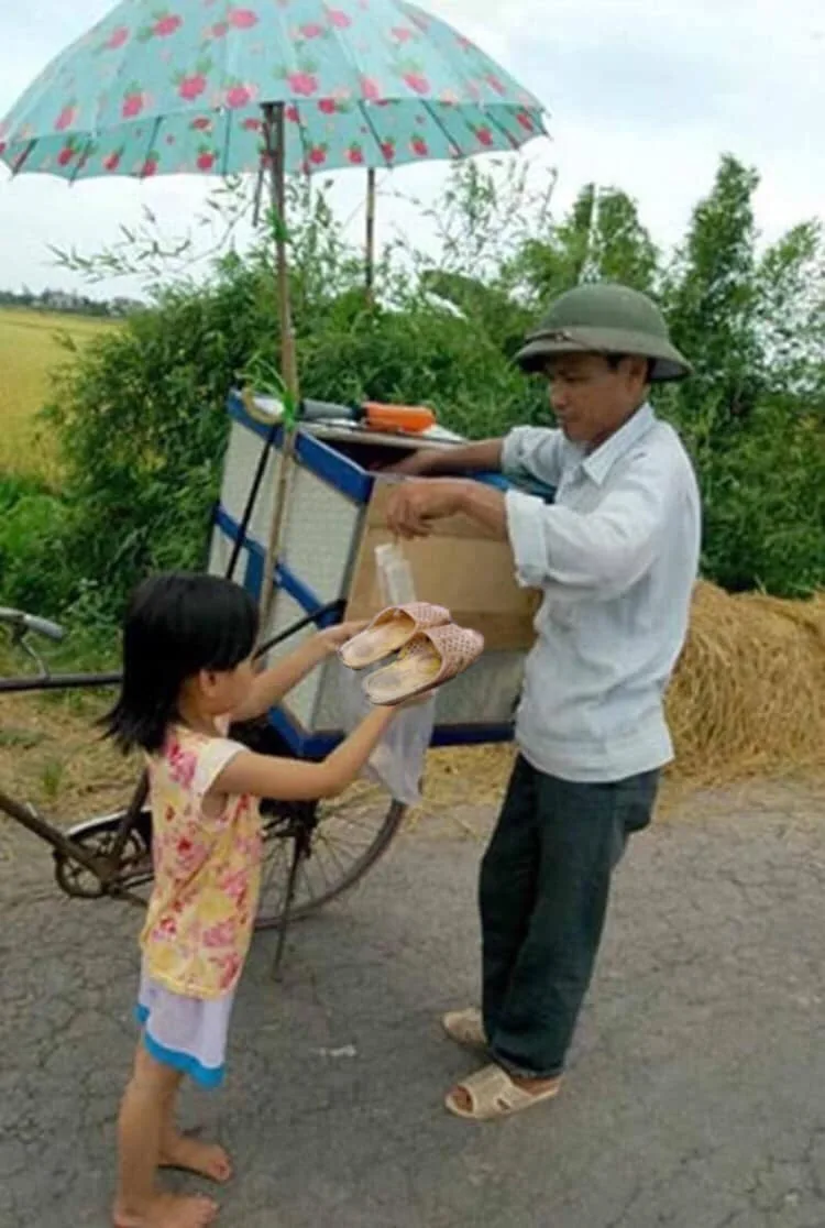 Leng keng cà rem đổi dép