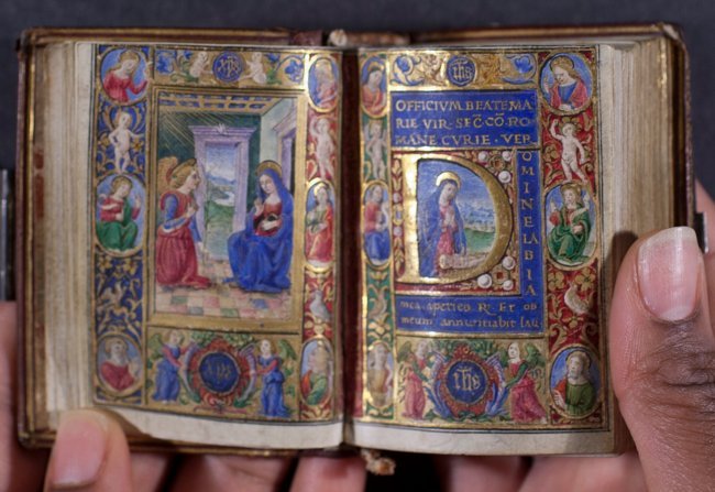 Tuyệt kỹ làm sách Kinh Thánh thời trung cổ
