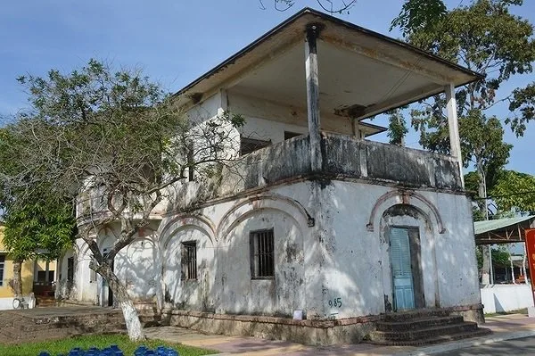 ngoi nha hoi dong du it nguoi biet o vung nam bo - 1