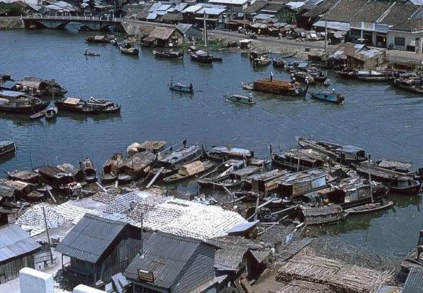 Nước mắm tĩn ngày xưa