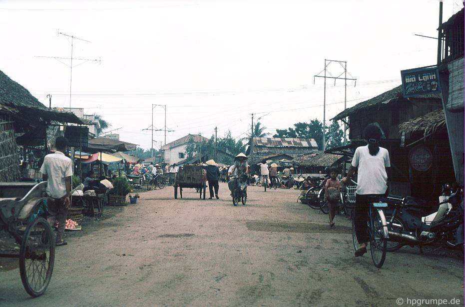 Cảnh đường trên đường