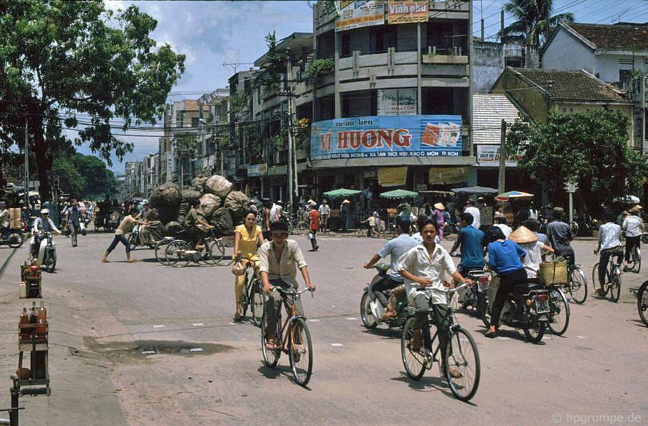 Nét ‘quê mùa’ của Đà Nẵng năm 1991 – 1992 qua ống kính Hans-Peter Grumpe