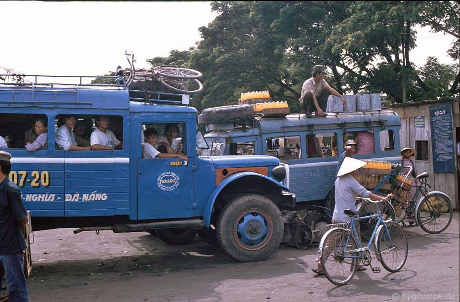 Đà Nẵng: Xe buýt tại bến xe buýt