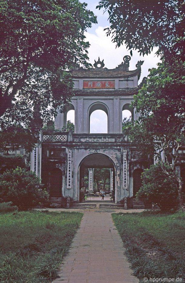 Hà Nội - Văn Miếu: lối vào