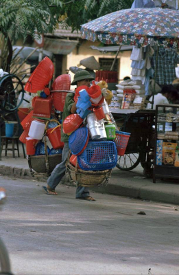 Đại lý giỏ nhựa - Phố Lò Đúc: Hà Nội