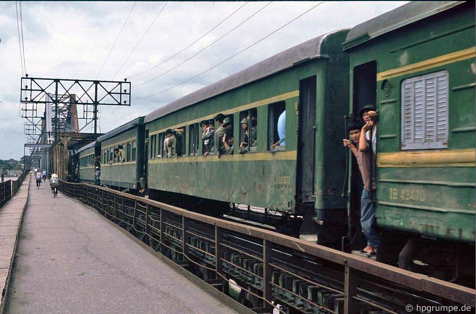 Hà Nội Đường sắt trên cầu Long Biên