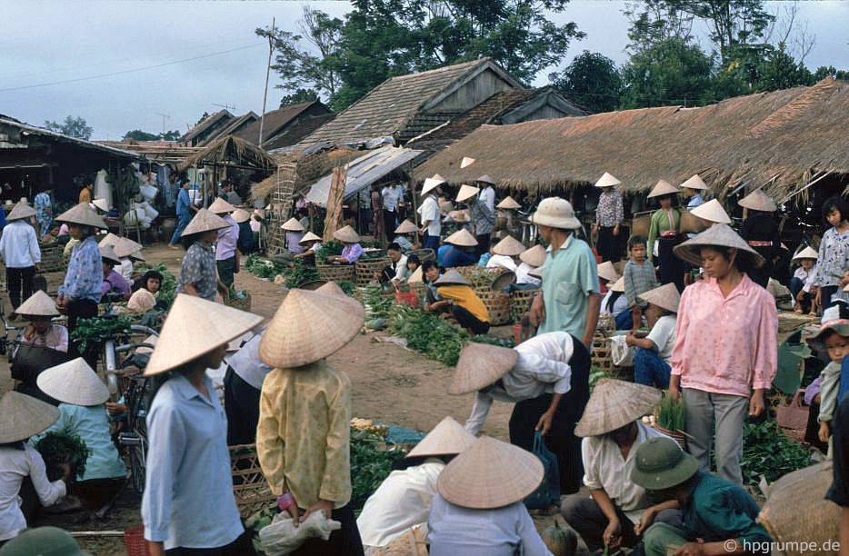 Điện Biên: Chợ