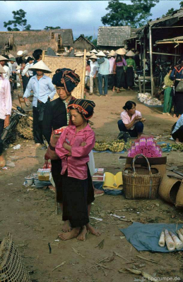 Điện Biên: Chợ