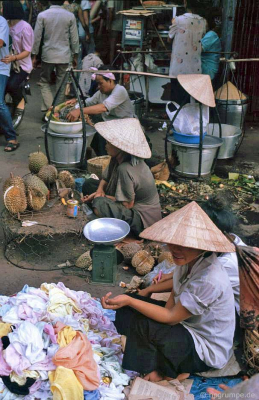 Những hình ảnh về Sài Gòn 1990