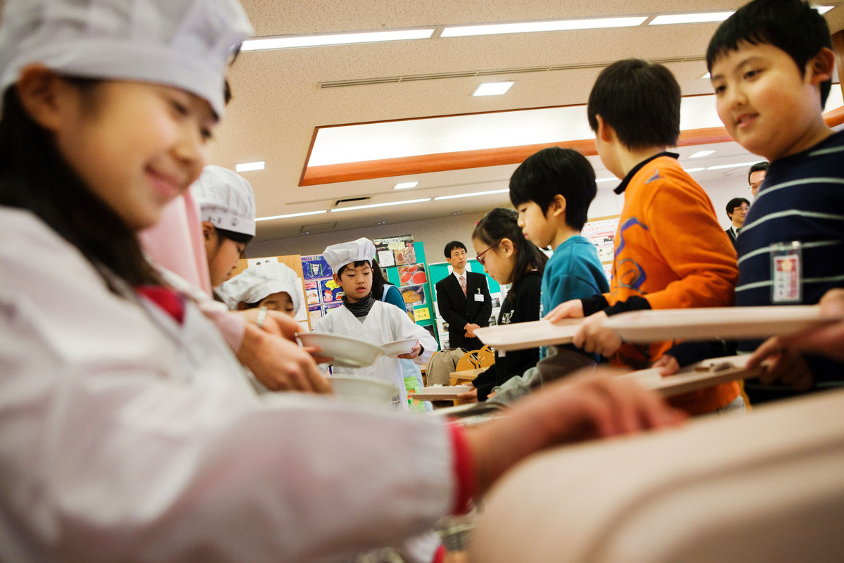 Trẻ em Nhật Bản và những bài học đạo đức thú vị trong trường học