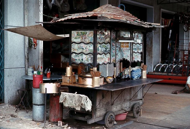 Ẩm thực đường phố Sài Gòn trước 1975