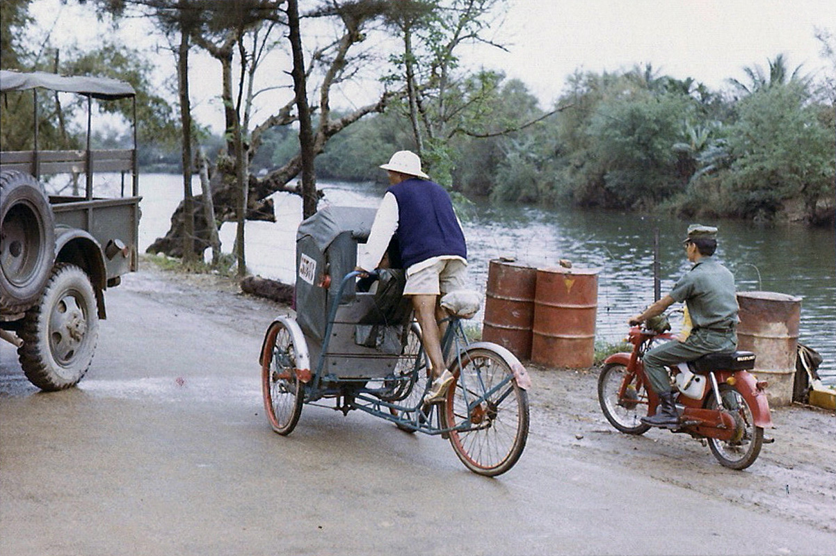 Cuộc sống ở Huế và Đà Nẵng năm 1970