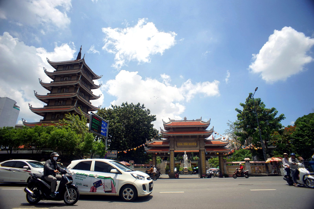 Chùm ảnh: Chùa Vĩnh Nghiêm – ngôi chùa nổi tiếng nhất Sài Gòn