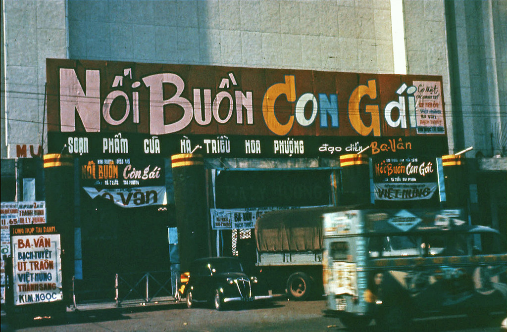 Sân khấu cải lương Sài Gòn 1954-1975 nhìn từ góc độ kinh doanh