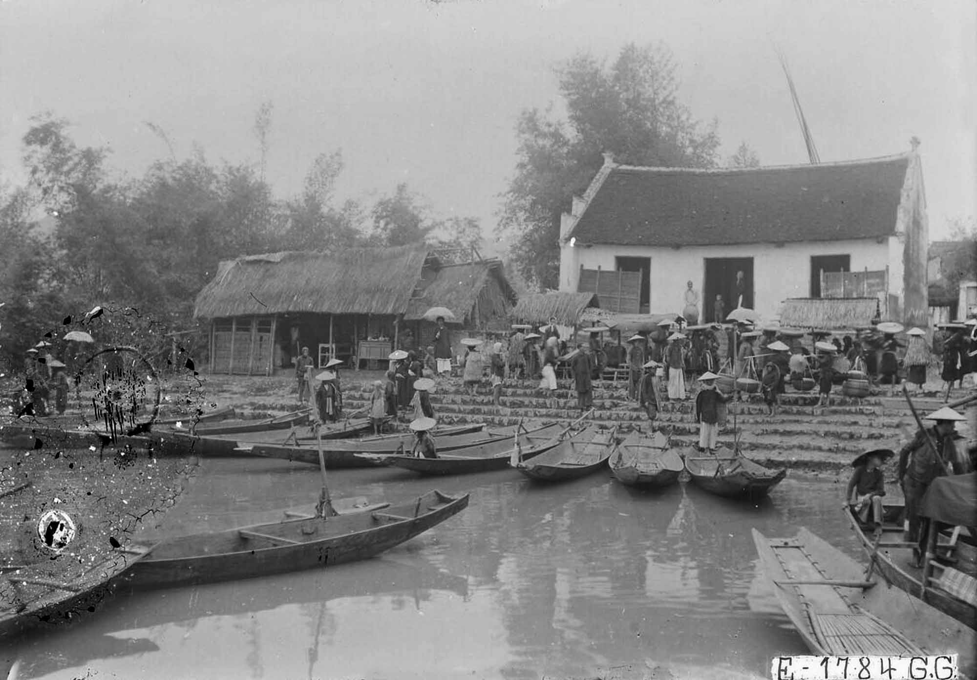 Những hình ảnh khó quên về lễ hội chùa Hương năm 1927