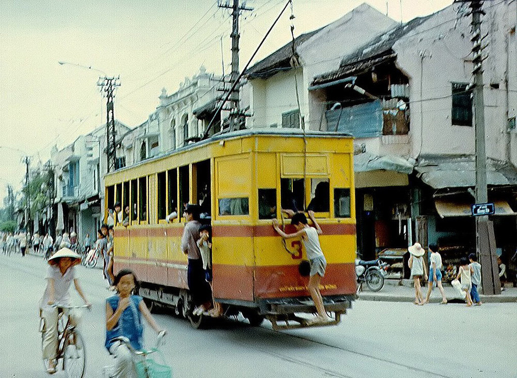 Hình ảnh không thể quên về tàu điện Hà Nội xưa