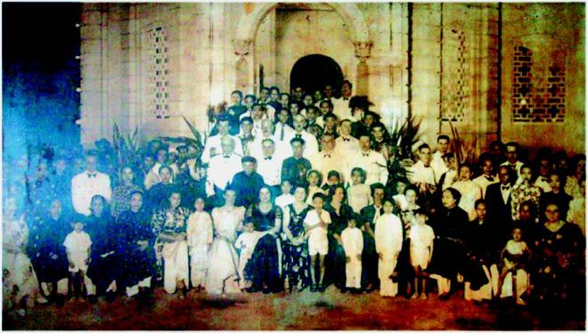 Hình ảnh xưa Ông Petrus Trương Vĩnh Ký và gia đình