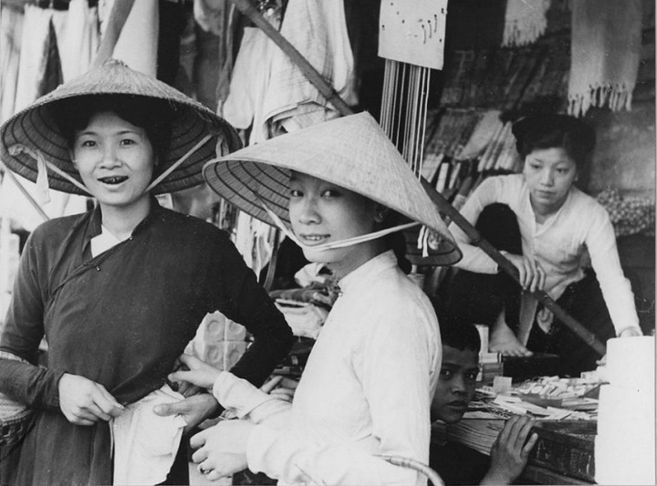 Tìm hiểu về tục nhuộm răng của người Việt xưa
