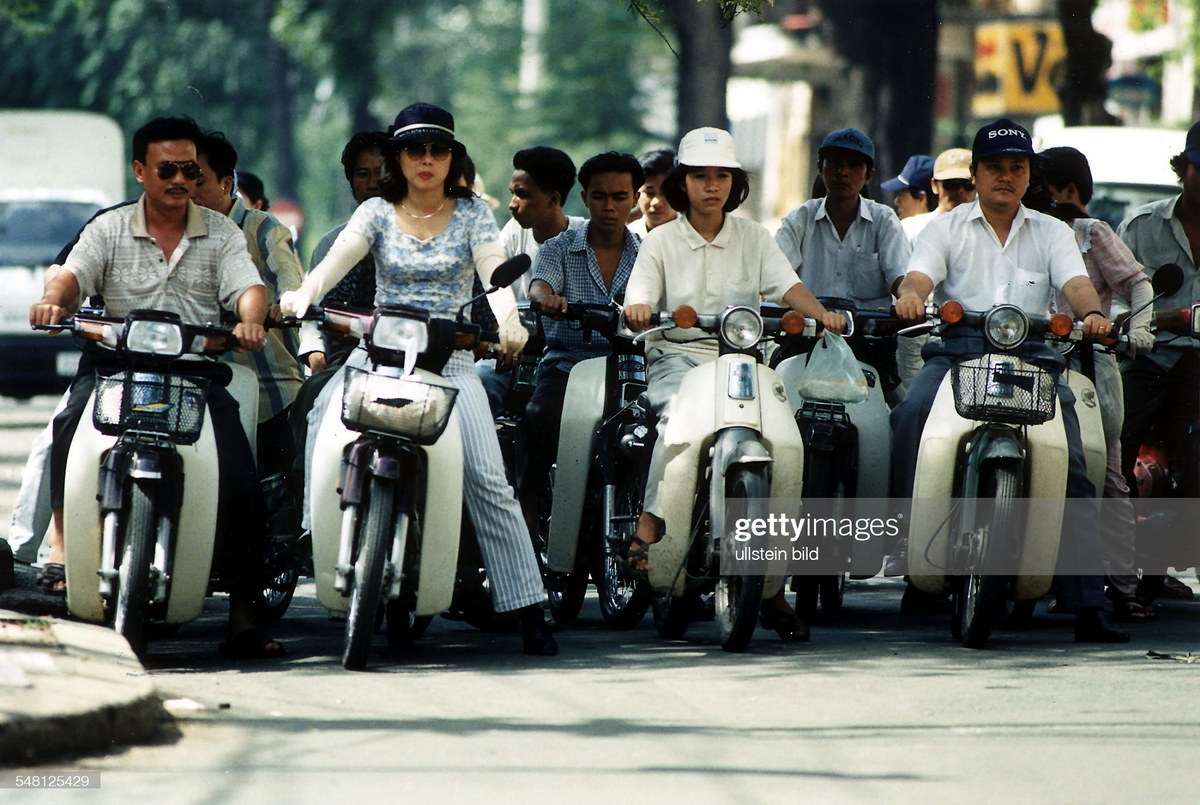 Những hình ảnh không thể không xem về Sài Gòn năm 1996