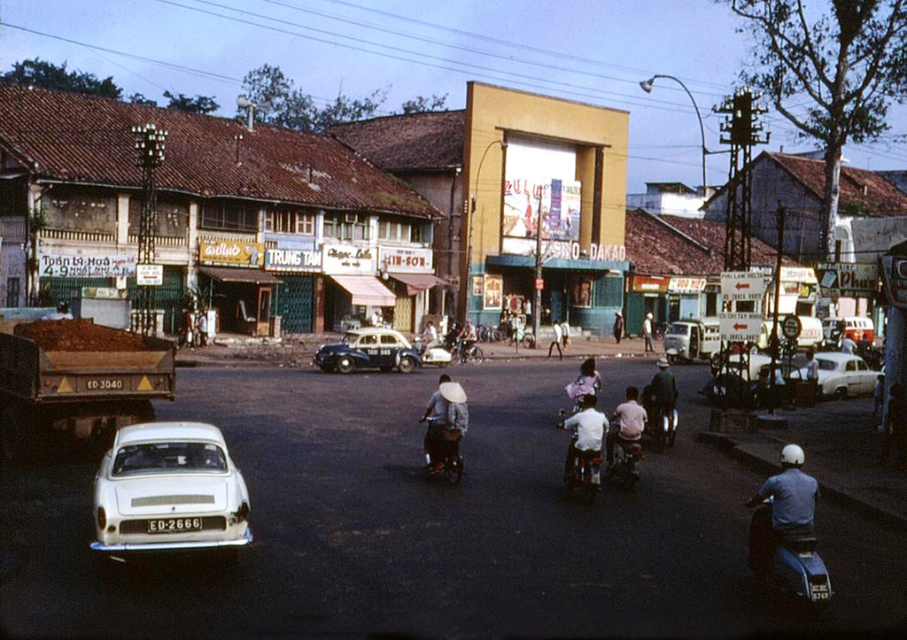 Nhớ lại chuyện coi xi nê ở Sài Gòn trước 1975
