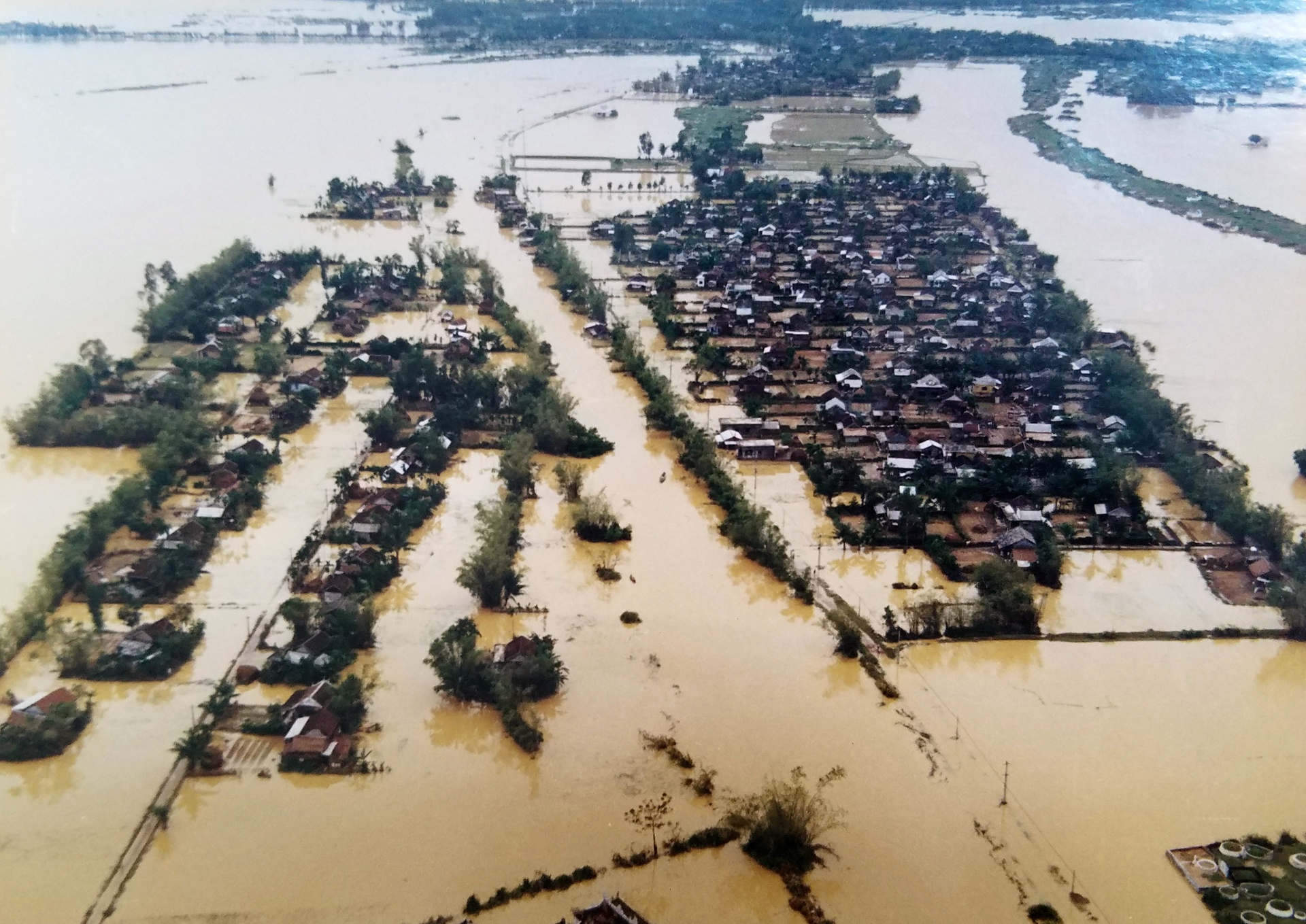 Ký ức trận đại hồng thủy năm 1999 ở Huế