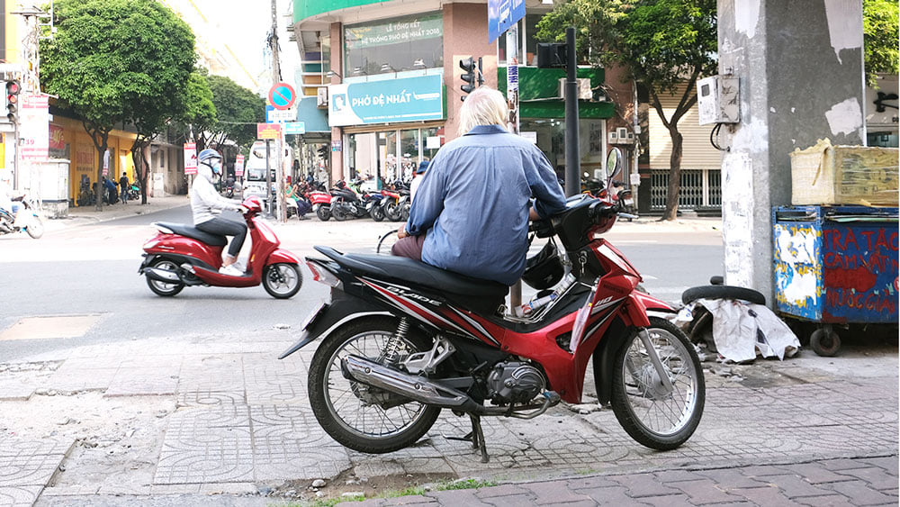 Vì sao người Việt thích đi xe ôm, xe ôm có từ bao giờ?
