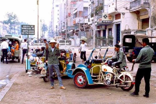 Chợ trời Sài Gòn trước 1975